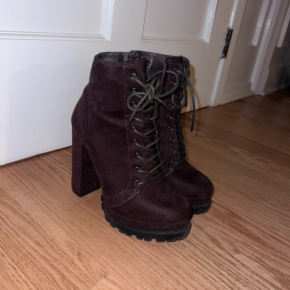 Stylish Women's Lace-Up Ankle Boots - Dark Brown - Picture 2 of 2
